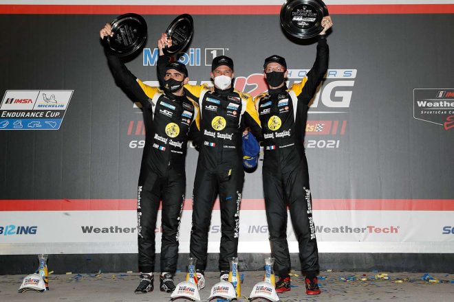 2021年はトリスタン・ボティエ、ロイック・デュバルとともに、IMSAのセブリング12時間レースを制したブルデー