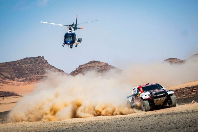 総合首位を走るナッサー・アル-アティヤ（GRダカールハイラックスT1＋）　ダカールラリー2022