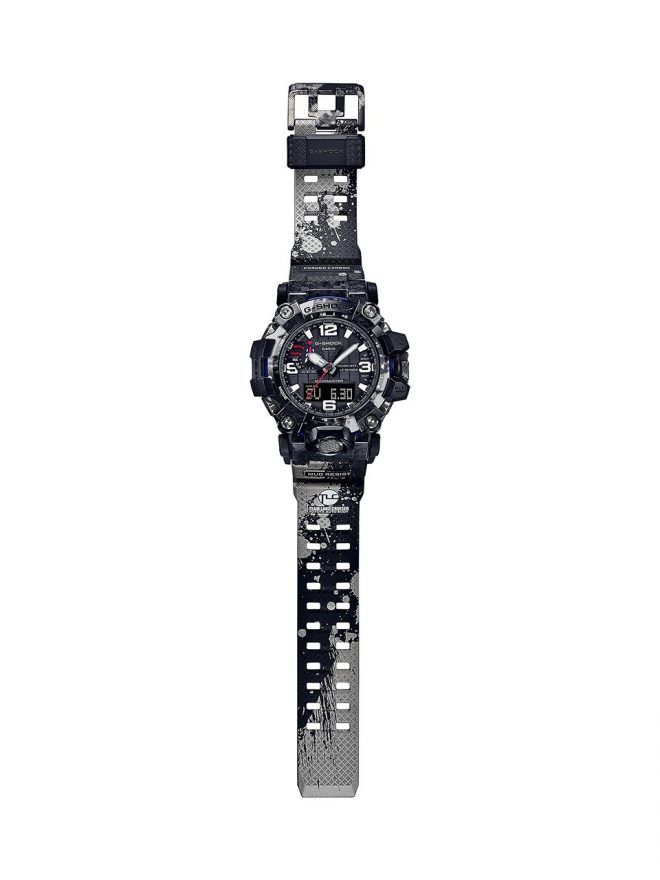 チームランドクルーザー・トヨタオートボデーのコラボG-SHOCK