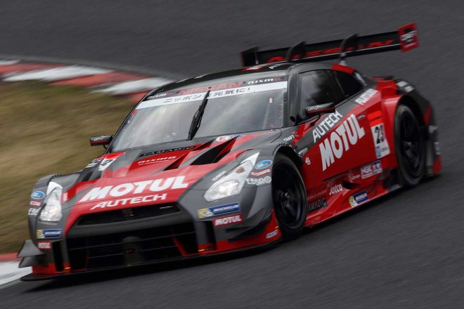 MOTUL AUTECH GT-R（松田次生／ロニー・クインタレッリ）