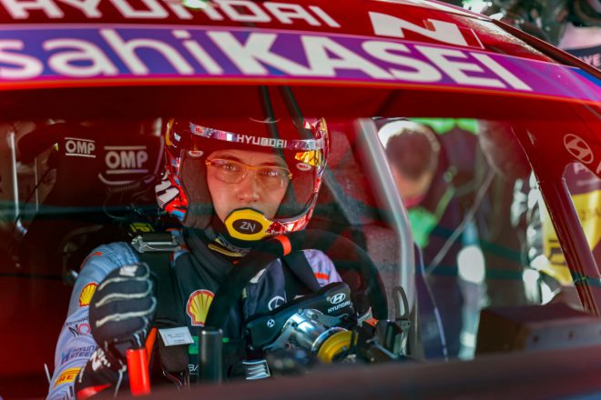 ティエリー・ヌービル(ヒュンダイi20 Nラリー1) 2022年WRC第1戦モンテカルロ