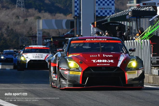 2021年スーパーGT第8戦富士　GAINER TANAX GT-RとGAINER TANAX with IMPUL GT-R