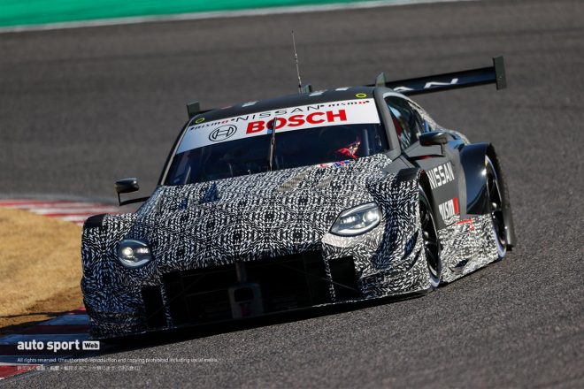 ニスモ開発車の230号車ニッサンZ GT500