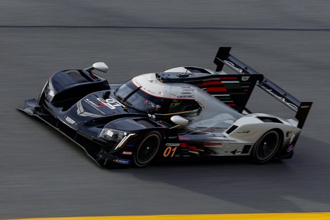 ＃01　キャデラック・レーシング／キャデラックDPi-V.R ランガー・バン・デル・ザンデ／セバスチャン・ブルデー／スコット・ディクソン／アレックス・パロウ