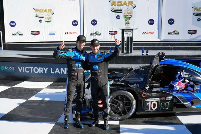 予選レースを制したウェイン・テイラー・レーシングのリッキー・テイラーとフィリペ・アルバカーキ