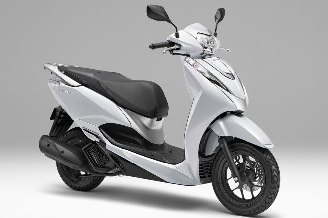 リード125（パールジャスミンホワイト）