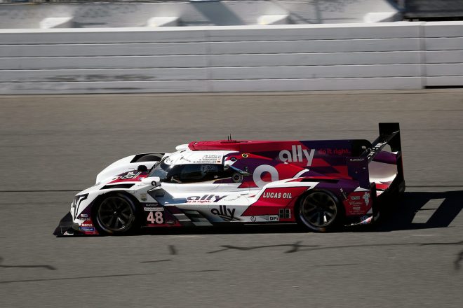 ロペスが可夢偉、ジョンソン、ロッケンフェラーと走らせるアリー・キャデラックの48号車キャデラックDPi-V.R