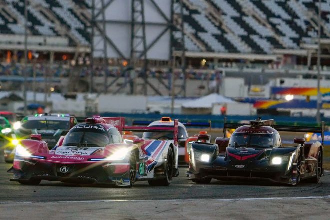 マイヤー・シャンク・レーシングの60号車アキュラと、キャデラック・レーシングの02号車キャデラックDPi-V.R
