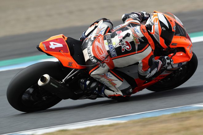 3台体制で臨むDOGFIGHT RACING YAMAHA
