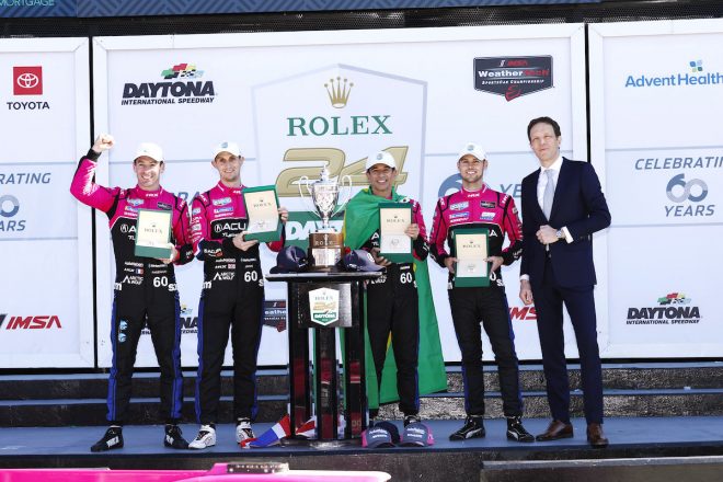 優勝したマイヤー・シャンク・レーシング・W／カーブ・アガジャニアンのオリバー・ジャービス／トム・ブロンクビスト／エリオ・カストロネベス／シモン・パジェノー