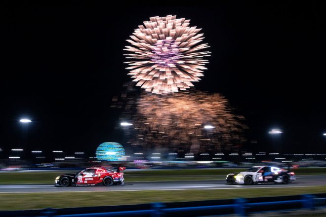 BMW MチームRLLの24号車、25号車BMW M4 GT3