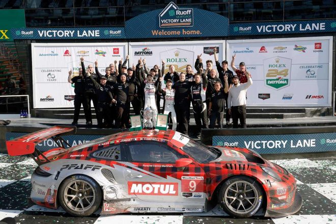 2022年デイトナ24時間のGTDプロクラスを制した、パフ・モータースポーツの9号車ポルシェ911 GT3 R