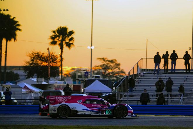 カストロネベスがデイトナ24時間でドライブし、総合優勝したマイヤー・シャンク・レーシングの60号車アキュラARX-05