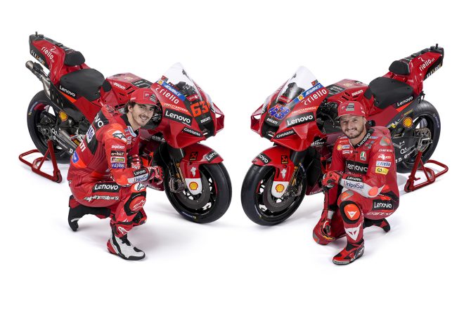 2022MotoGP：フランセスコ・バニャイア、ジャック・ミラー（ドゥカティ・レノボ・チーム）のドゥカティ・デスモセディチGP22