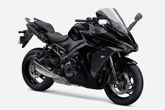 スズキGSX-S1000GT（グラススパークルブラック）