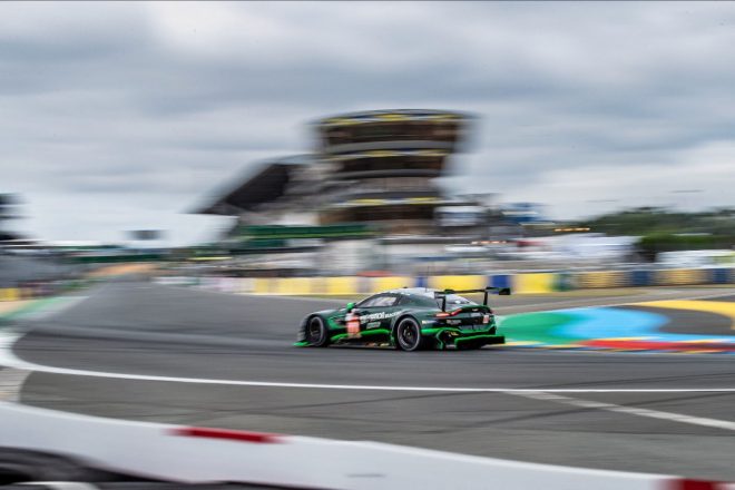 D’station Racingの777号車アストンマーティン・バンテージAMR