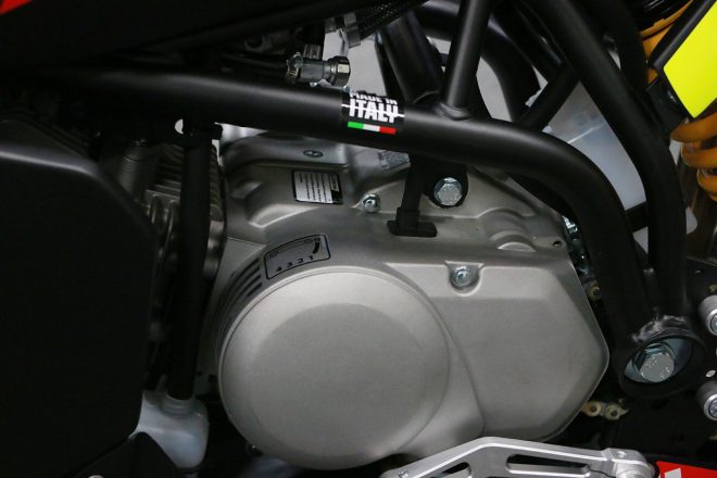 OHVALE GP-0 160は4速の単気筒エンジン