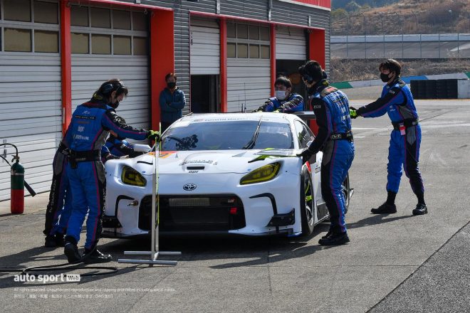 ツインリンクもてぎでシェイクダウンされたapr GR86 GT