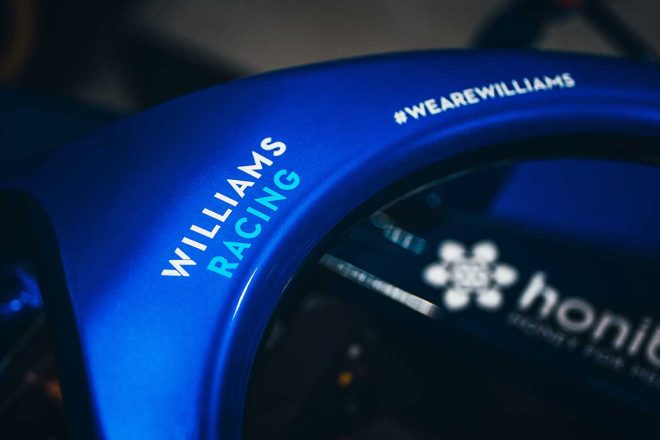 ウイリアムズF1の2022年型マシン『FW44』／ヘイローに入れられたウイリアムズ・レーシングのロゴ