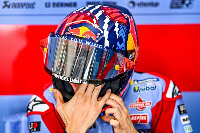 ファビオ・ディ・ジャンアントニオ（グレシーニ・レーシングMotoGP）のヘルメット／2022MotoGP公式テスト