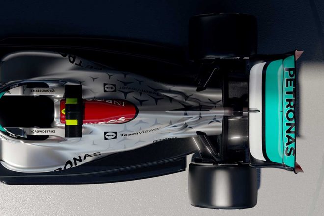 メルセデスF1の2022年型マシン『W13』／リヤ上部