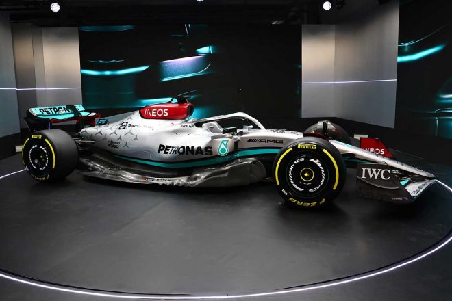 メルセデスF1の2022年型マシン『W13』