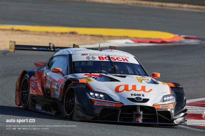 富士スピードウェイを走るジュリアーノ・アレジ駆るau TOM'S GR Supra