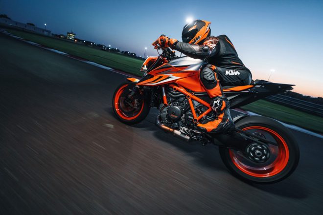 KTM 、2022年ストリートモデル『NAKED』『SPORTS TOURER』を3月から随時発売開始