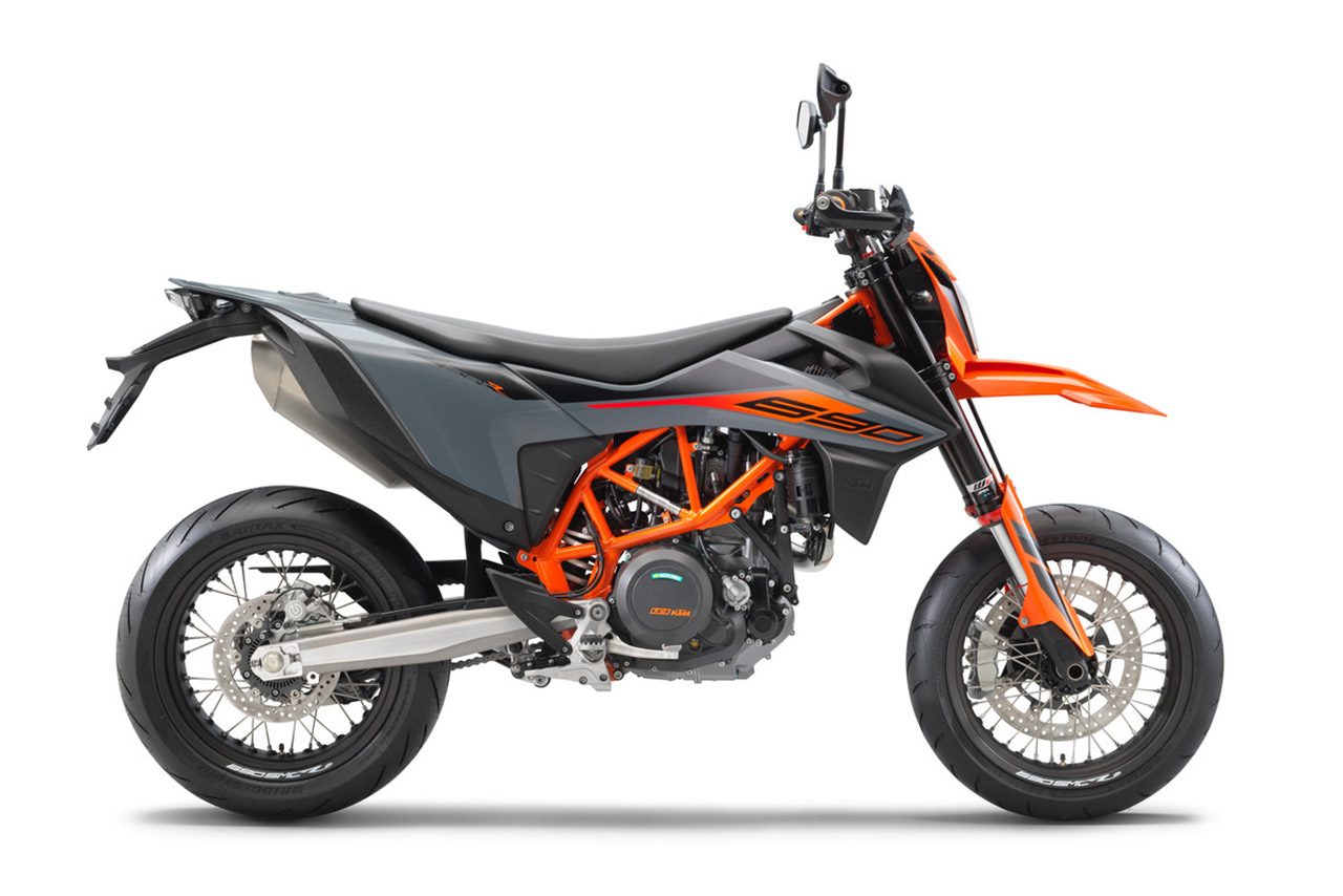 本日1/10まで KTM 690 SMC R(不具合あり）