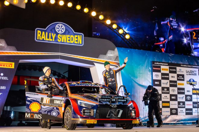 ワークスドライバーとして初めての母国戦を迎えているオリバー・ソルベルグ（ヒュンダイi20 Nラリー1）　2022年WRC第2戦スウェーデン