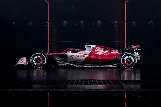アルファロメオF1の2022年型マシン『C42』