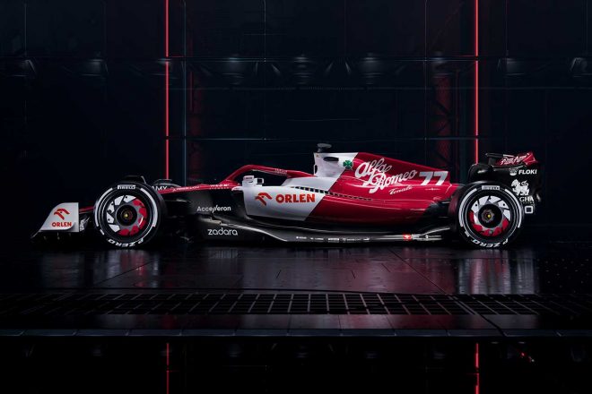 アルファロメオF1の2022年型マシン『C42』