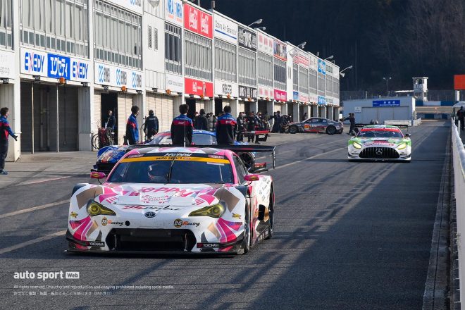岡山国際サーキットでのGT3特別スポーツ走行を走るHOPPY 86 MC