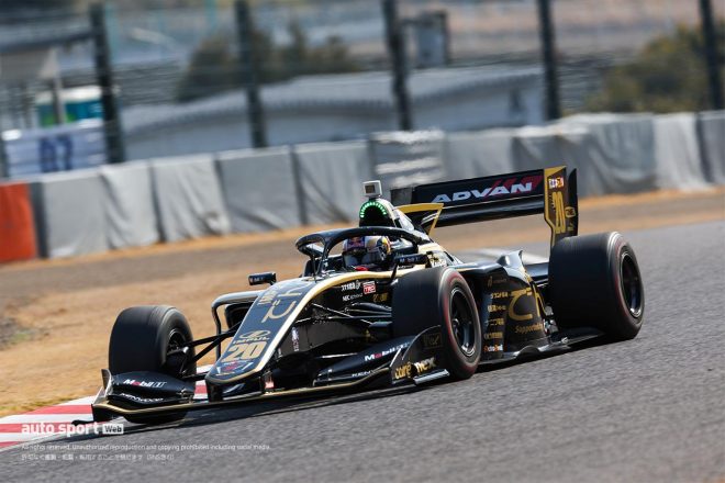 平川亮（carenex TEAM IMPUL）