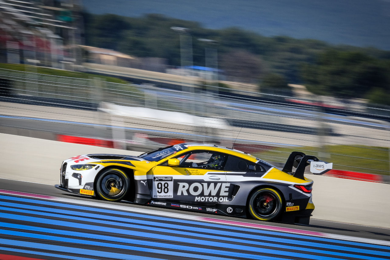 ローヴェ・レーシングの98号車BMW M4 GT3