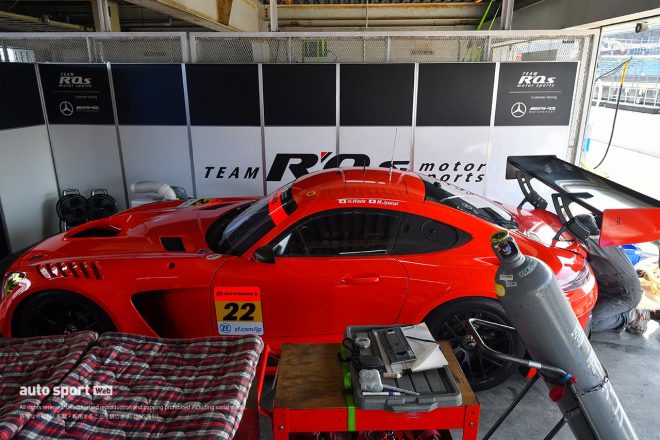 アールキューズ AMG GT3