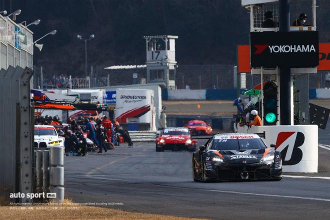 スーパーGT岡山公式テスト　午後のセッション2の様子