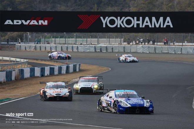 スーパーGT岡山公式テスト　午後のセッション2の様子