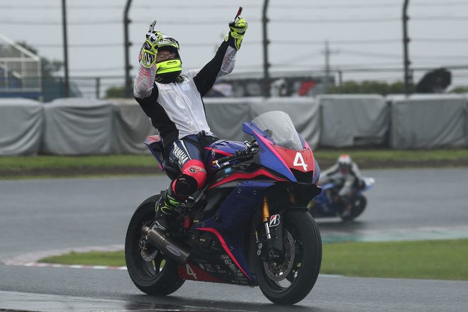ST600でポール・トゥ・ウインの長尾健吾選手（NCXXRACING&善光会 TEAMけんけん）
