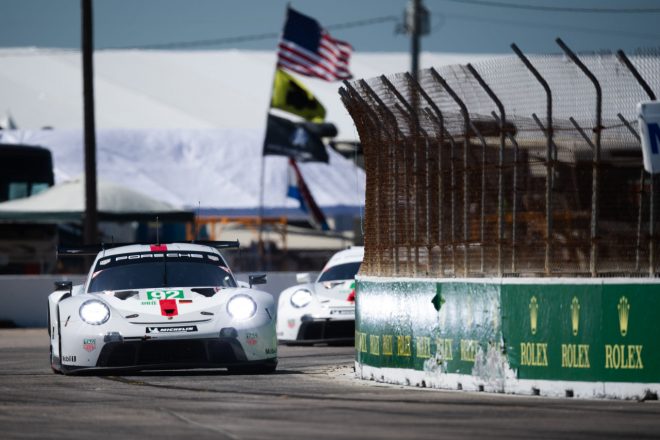ポルシェGTチームの92号車ポルシェ911 RSR-19