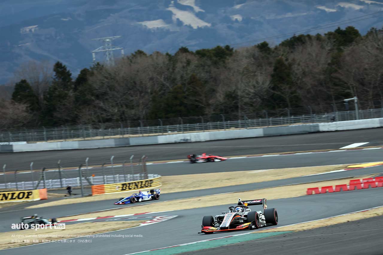 2日は終日ドライコンディションで行われた富士でのスーパーフォーミュラ公式合同テスト