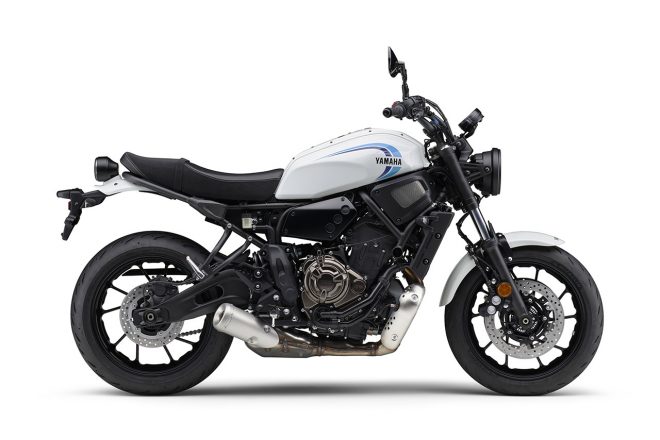 ヤマハ XSR700 ABS（ラジカルホワイト）