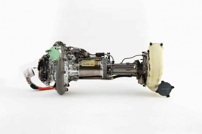 ターボチャージャー大型化のために長軸化した2021年バージョンのMGU-H。こちらも世界初公開だ。