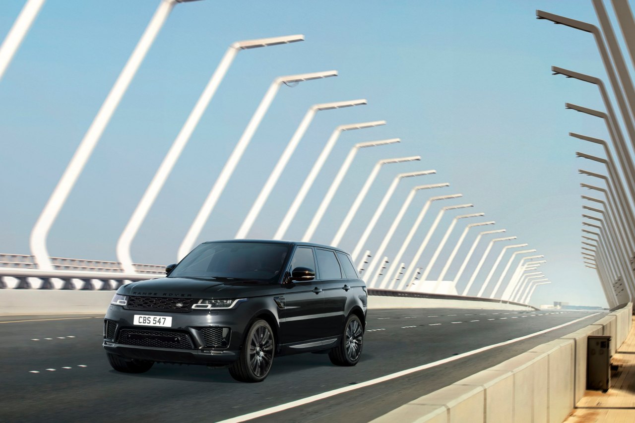 内外装を黒でまとめ精悍さを強調し、人気のオプションを装備した特別仕様車『RANGE ROVER SPORT HSE DYNAMIC BLACK+』が登場