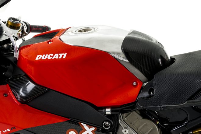2022SBK：アルバロ・バウティスタとマイケル・ルーベン・リナルディ（Aruba.it Racing - Ducati）が駆るドゥカティ・パニガーレV4R