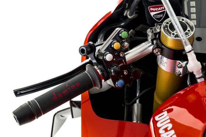 2022SBK：アルバロ・バウティスタとマイケル・ルーベン・リナルディ（Aruba.it Racing - Ducati）が駆るドゥカティ・パニガーレV4R