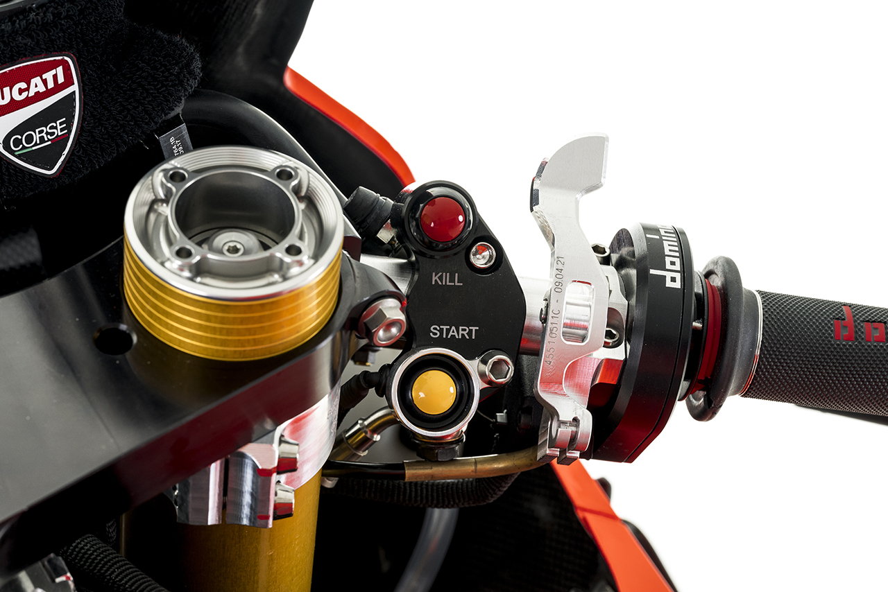 2022SBK：アルバロ・バウティスタとマイケル・ルーベン・リナルディ（Aruba.it Racing - Ducati）が駆るドゥカティ・パニガーレV4R