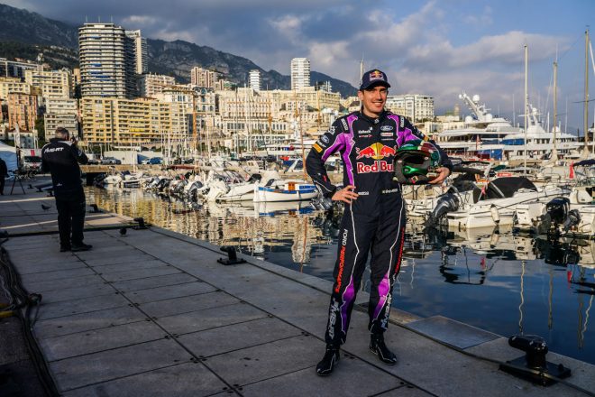 同乗走行のドライバーを務めたクレイグ・ブリーン（Mスポーツ・フォードWRT）