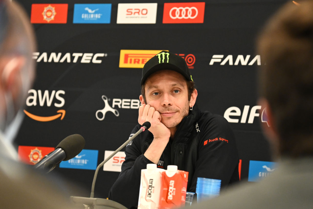 MotoGP引退後、四輪ドライバーとしてGTWCヨーロッパにデビューしたバレンティーノ・ロッシ