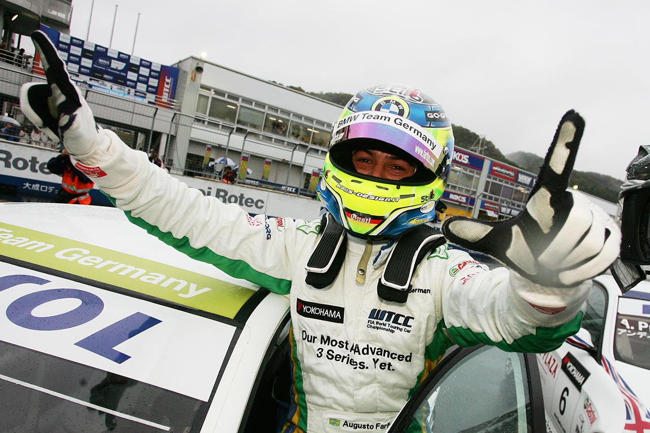 2009年WTCC岡山　レース2で優勝したアウグスト・ファーフス